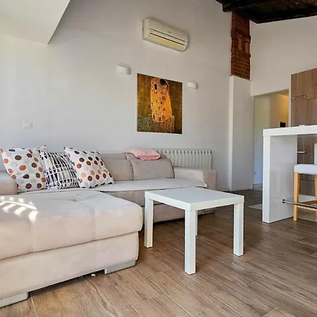 Marinela Kika Novigrad Istria