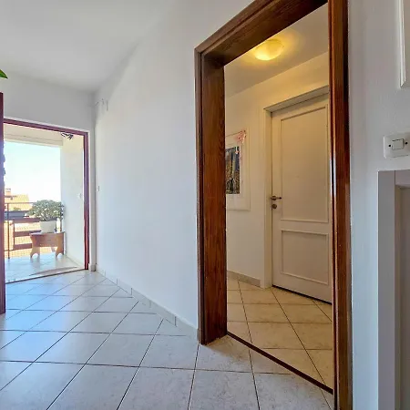 Marinela Kika Apartman *