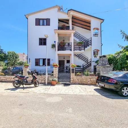 Marinela Kika Novigrad Istria